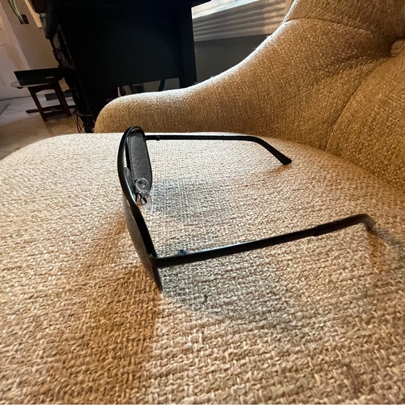 Quay Australia Black Aviator Sunglasses with Polarized Lenses main image 6